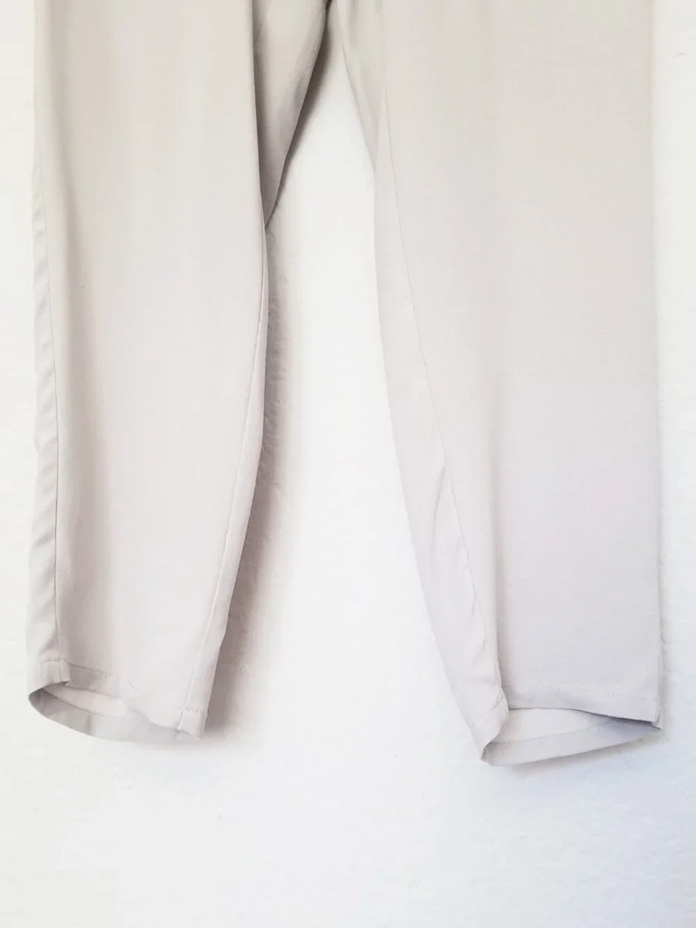 Eileen Fisher 100% Silk Georgette Ankle Pants Bone Gray Size S Drawstring $258
